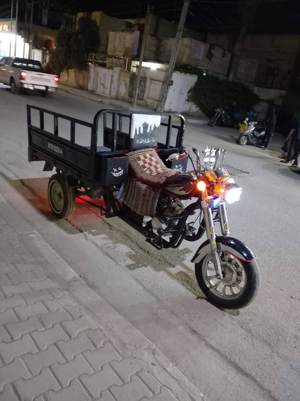 سلام عليكم ستوته للبيع مديل 12كفله عامه وراق صوليه سعر 1500مكانيه الحمزة الشرقي


**إذا كنت صاحب هذا الإعلان وتريد حذفه لأي سبب، رجاءا أرسل رسالة إلى الدعم الفني**