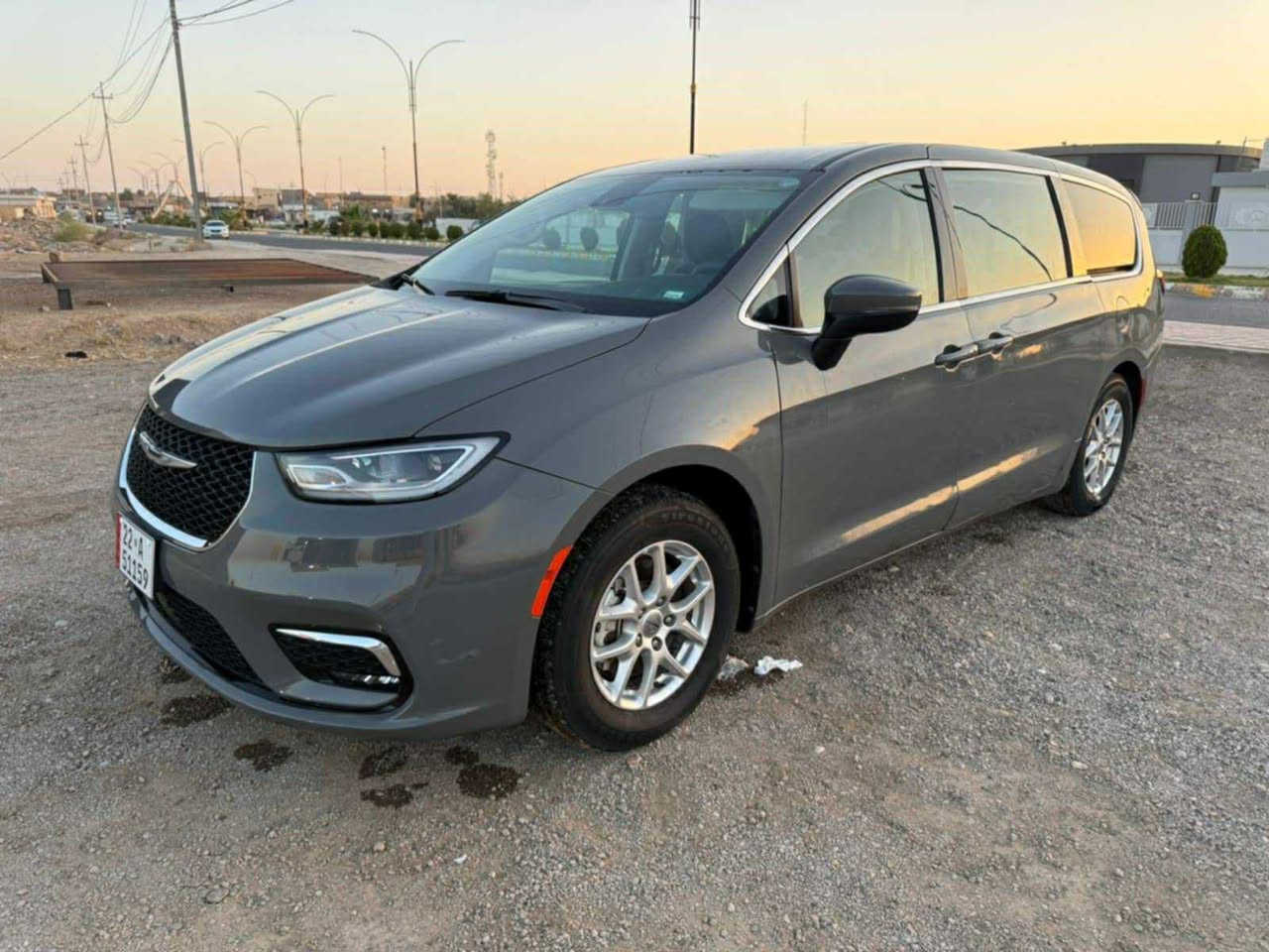 السلام عليكم 
كرايسلر باسفيكا 2023 
اللون اسمنتي
رقم اربيل اجرة 
ضرر جاملغ خلفي وباب سلايت 
صور الحادث بالمنشور  
سعرها 225 بيها مجال
ماشية 83 m
مكان السيارة الرمادي
رقم الشاصي
2c4rc1bg1pr534719
للتواصل :***********
***********
