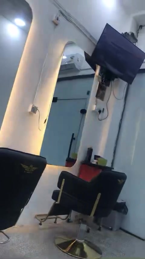 للبيع 3كرايي 3مرايات مغسلت شعر عرباين ستولات ثنين


**إذا كنت صاحب هذا الإعلان وتريد حذفه لأي سبب، رجاءا أرسل رسالة إلى الدعم الفني**