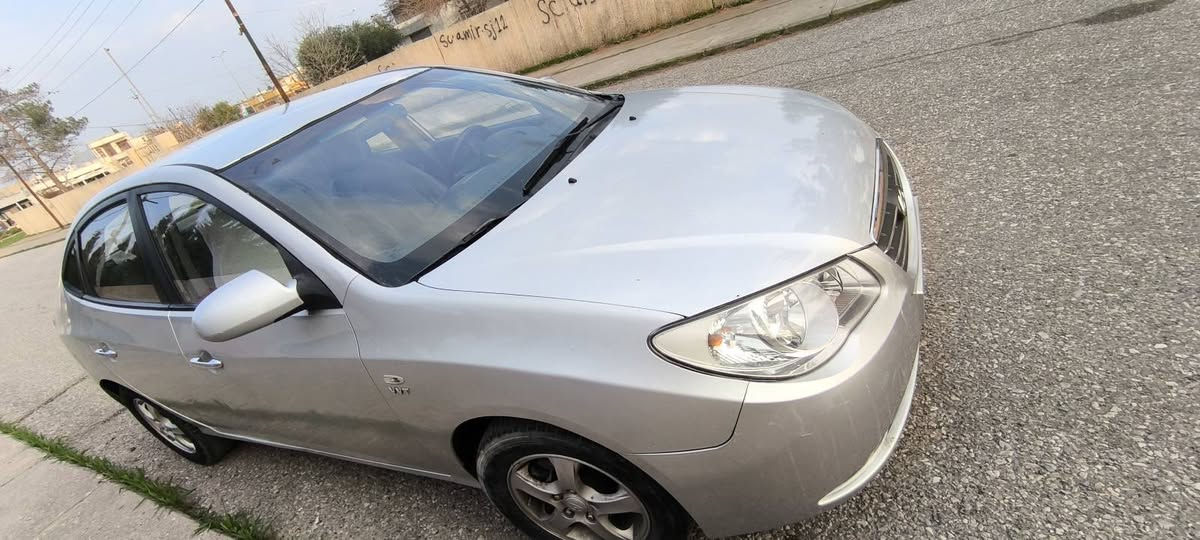 2009مەکینه ١٦ی دەکشن بەرز مەرغوبی بازاڕ کوشن جلدوو هیته ر سوکان فۆڵۆم تەبرید لەمس بیلاد تەجیل بلوتوس نوخسانی نییه پێشوو پشتی تازە داگیراوە  قەباغی ده کشنی پێوەیە  موکینه و گێڕو کاره بای به شه رت سەقف بۆیاخ بەشەرت دەعمو لێداو که فه ر گۆڕاو بەشه رت
شوێن شاره زوور زەڕایەن
نرخی ٤٦ مەجالێ که می برایانه
***********
*********** دار بنديهكان, السليمانية
