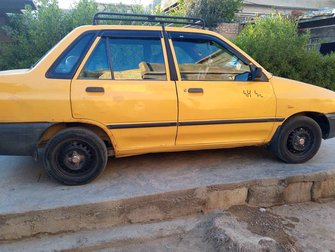 السلام عليكم للبيع سايبا موديل 2012
رقم بغداد انكليزي باسمي تحويل مباشر
 محرك بي خيط تبخير 
  السعر 25 $ وبيها مجال 
مكان السياره بغداد المعامل  للاستفسار 
***********
غير متواجد عل الفيس
