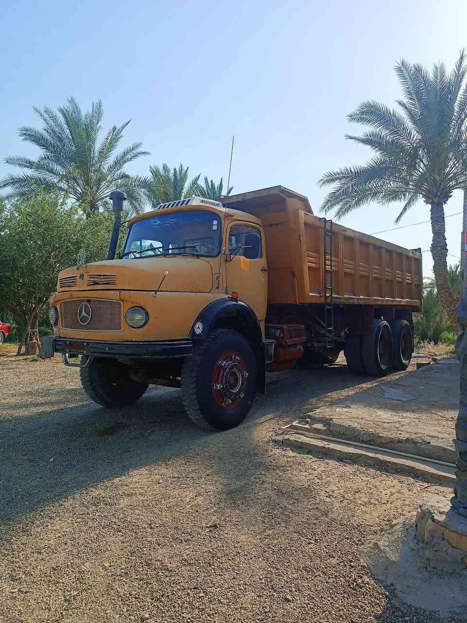 لبيع موديل ٨٢ مطوله قماره مصبوقه محرك كير مجموعه خير من الله عنوان الكرمه ***********

