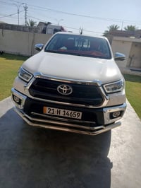 للبيع تويوتا هايلكس فورويل موديل 2023 مكفولة كفالة  عامة لا ضربة ولا ص...