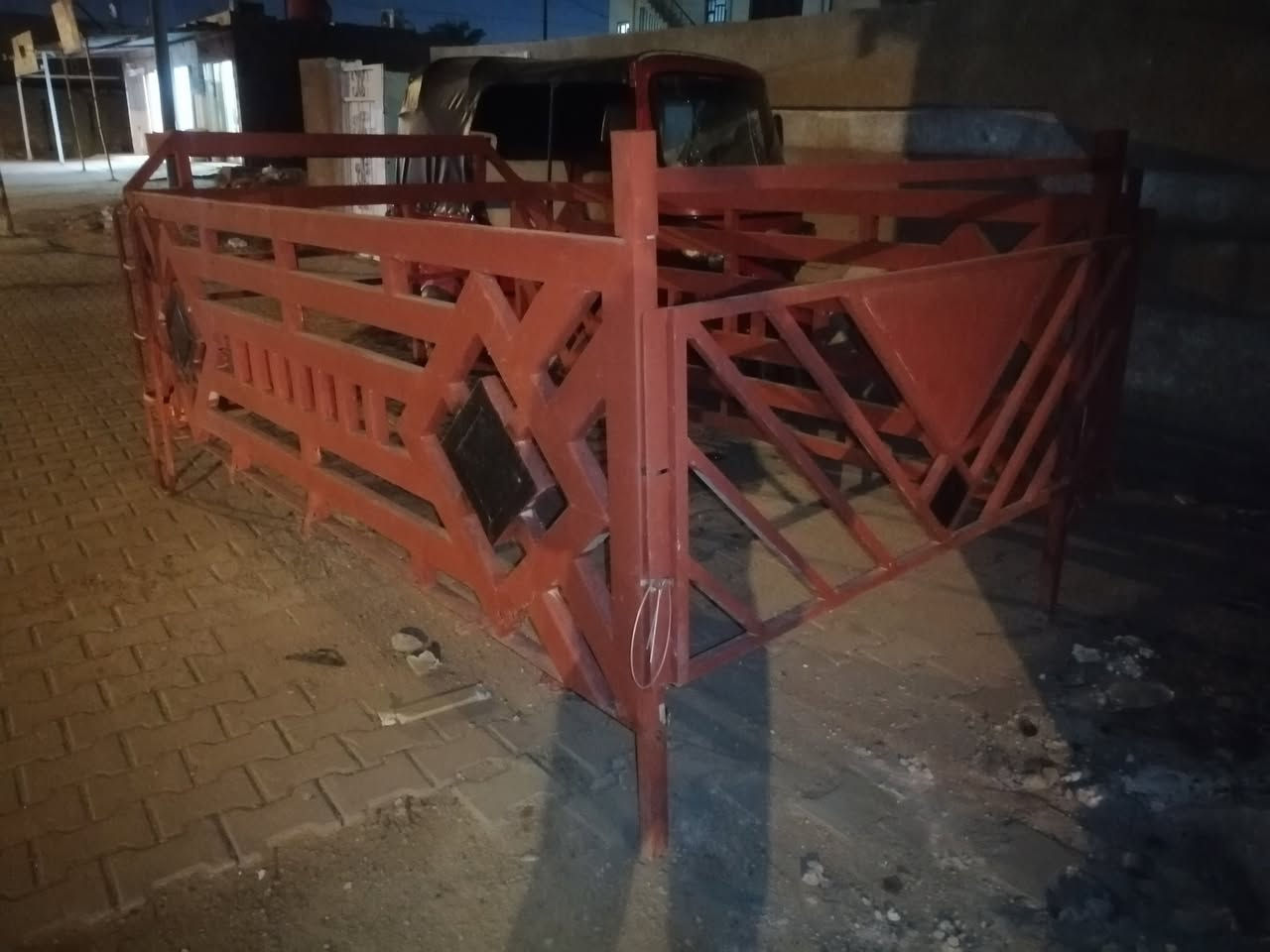 محجر للبيع محجر نظيف يرهم على عموشه ويرهم على البنجو والفنتيره مال سبعه شنقال العنوان بغداد السعر 225 بمجال *********** ***********
