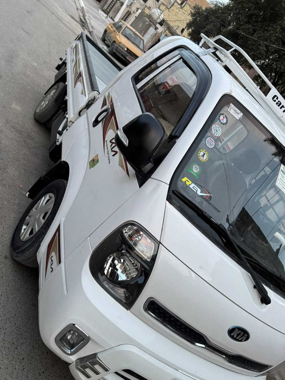 كيا  بنكو  مديل  2019  رقم  واسط  الماني مشروع  وطني  تحويل  ثاني  يوم  مكفوله كفاله  عامه  مكفوله  من  الصبغ  والضربه كير  محرك  اكسن  شاصي  رقم  شاصي كفاله  تبريد ثلج تخم  تاير  جديد  حداده  جديده كهربائيات  كلهة  شغاله  
السعر 123.            العنوان بغداد 
الهاتف *********** .
