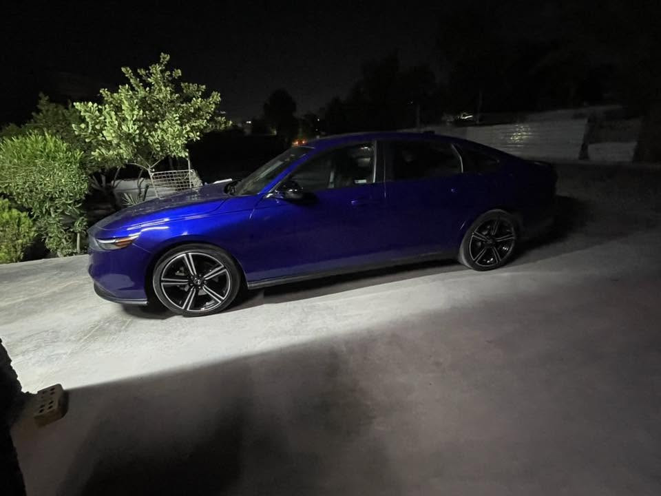 Honda  ACCORD ‎ SPORT 2025
📍السيارة موجوده في  بغداد 

هوندا اكورد سبورت هايبرد 2025 

اللون :ارزق    

الموديل : 2025 

المسافة المقطوعه mi 15

المحرك 2000cc هايبرد 

=======‎ 👇🏻👇🏻الاضافات فل كامل ======       

‎• فتحه سقف كرستال 3 حركات

‎• بطارية ليثيوم

شاشه كبيره نفكيشن 

‎• كاميرا خلفية   

‎•كراسي مخملً  

‎• رادار امامي

‎• مانع تصادم

‎• محدد مسرب

‎• تصحيح مسار

‎• كاميرا امامية

‎• مثبت سرعة

‎• مانع انزلاق

‎• استيرنق متحرك

‎• تحكم طارة

‎• بصمة تشغيل

‎• بصمة أبواب

‎• دخول ذكي

‎• إنارة ترحيبية

‎• مري كهرباء

‎• غمازات عالمري

‎• حساسات تجاوز BSM

‎• نقطة عمياء 

‎• حساسات تجاوز عدد 2

‎• شاحن وايرلس 

‎• شاشة اعطال

‎• هندبريك كهرباء

‎• عداد ديجيتال

‎•ويل قساس 19

‎• اضوية امامية LED

‎• اضوية خلفية LED

‎• حساسات اضاءة

‎• إنارة امامية تلقائية Auto

‎• إضاءة امامية فل زنون LED 

حساسات خلفيه 

‎• حساسات دخول الإنفاق

‎• حساسات ضغط هواء الإطارات

‎• اضاءة فل زنون LED

‎• نظام صوتي مميز 

‎• أوامر صوتية

‎• نظام GPS + خرائط

‎• 3 أنظمة قيادة (,,)

بلوتوث

‎• مدخل USB + AUX 

🚗🚗 حادث السيارة كما موضح في

الهاتف  ***********

بي واتساب

