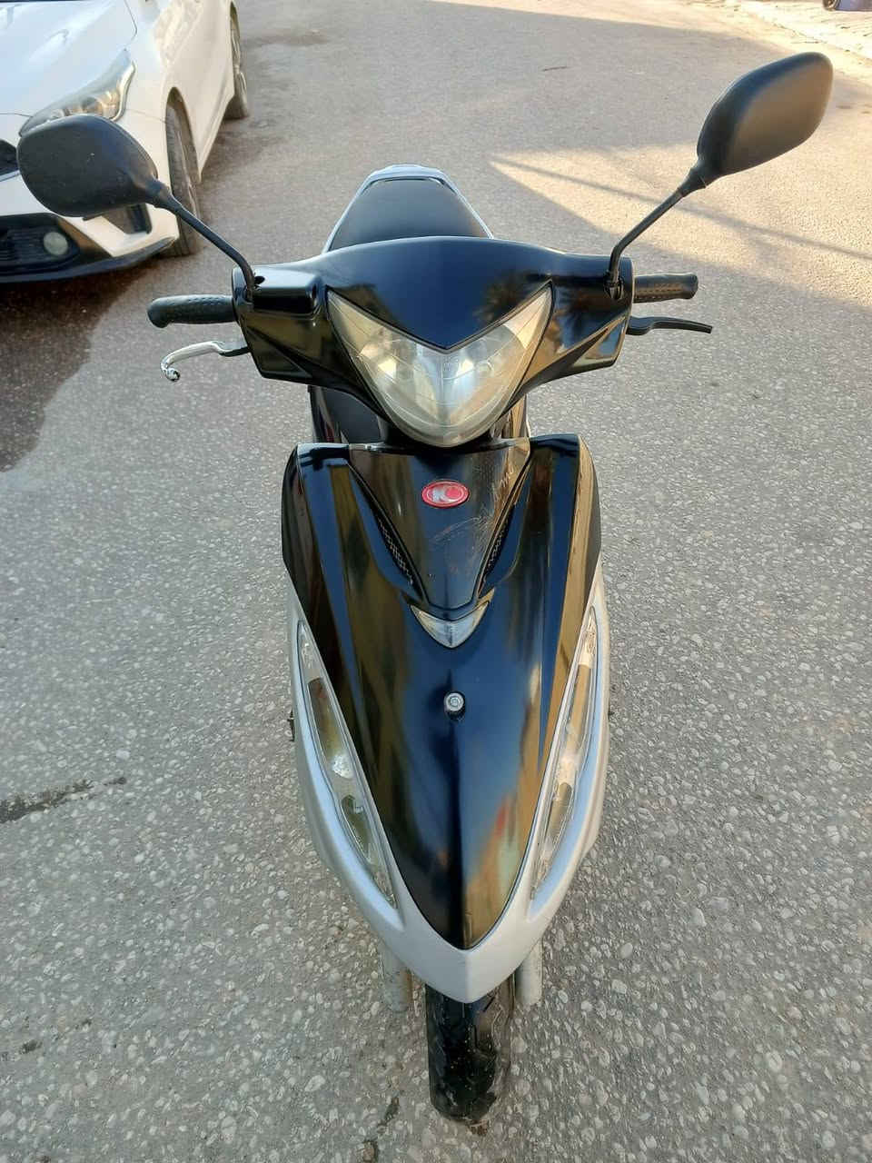 للبيع دراجه كامكو G4مكينه حاويه قبل شهر مشدودة الدراجه علفحص بيع مستعجل 450نهايتها وكل كفراتها ختم واحد ☝***********الشراي يتصل
