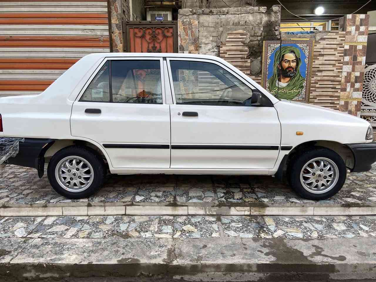 السلام عليكم #سايبا خصوصي ابيض موديل 2018 سيارة جاهزه من كولشي تخم تاير نكسن كوري سبير مانازل كهرباء تخم خلفي امامي جاهز صدر جديد قبل يومين شديته كير جديد محرك شركة ممفتوح دوشمه جديده بيها تعمير ذيول جاملغات الجوه الاماميه والهلالات ودوسات بريس ايراني درجه اولى رقمها بصره بس باسمي بغداد سكني وتحويل ثاني يوم ابغداد اوي اي مكان يعجبك هزه جديده وارقام انكليزي سعرها 53ورقه واني بخدمتكم رقم تلفوني ***********
