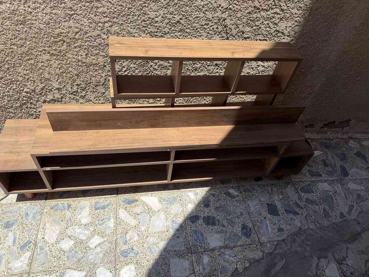 متوفر ميز تلفزيون 
مع ٣ رفوف واحد فوك و٢ جانبيات 
للبيع ٥٠ الف وبي مجال


**إذا كنت صاحب هذا الإعلان وتريد حذفه لأي سبب، رجاءا أرسل رسالة إلى الدعم الفني**