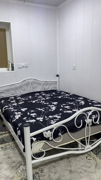 غرفة نوم • خشب • سليماني