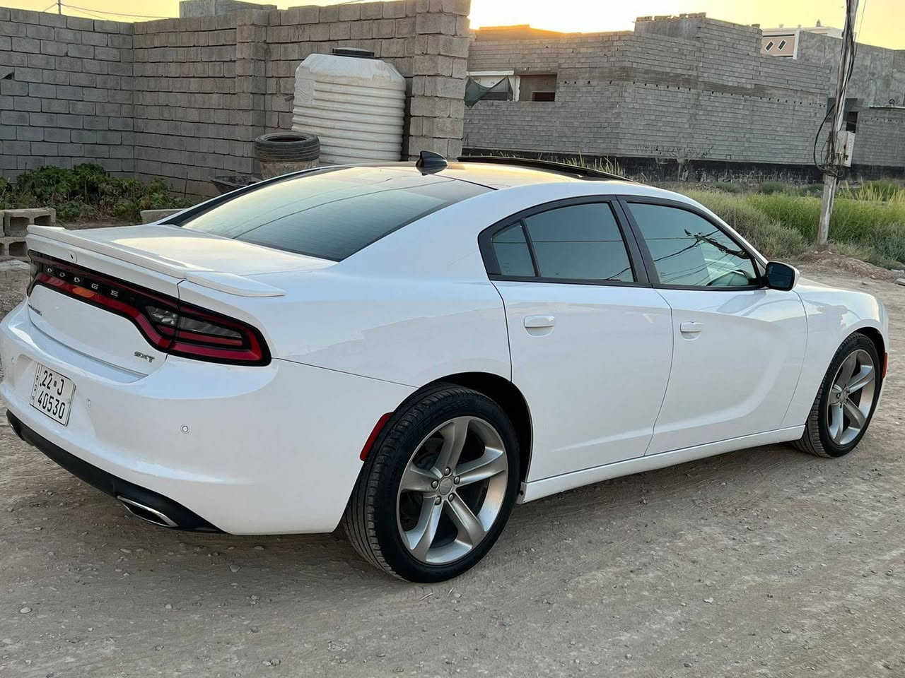 سلام عليكم جارجر 18رقم اربيل سياره فول فول مواصفات كلين شخط مابيه سقف اسود بلادي بيع مستعجل ***********
