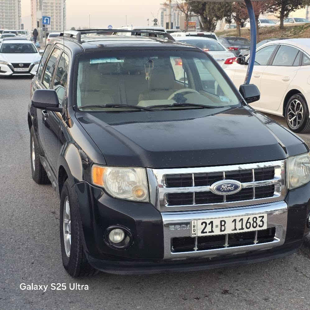 2011  بێ بۆیاخ تەنها پەڵەیەك ساردی هەیە  سڵاید کوشن جلد ناو زەرد کوشن هیتەر چوار بستۆن تاك ئەکسل 128$   ***********    *********** السليمانية, العراق
