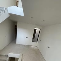 خلفه جص وبورك وتشميع متفرغ شغل درجه اولى ٠٧٧٢٣٥٨٤٢٨٣