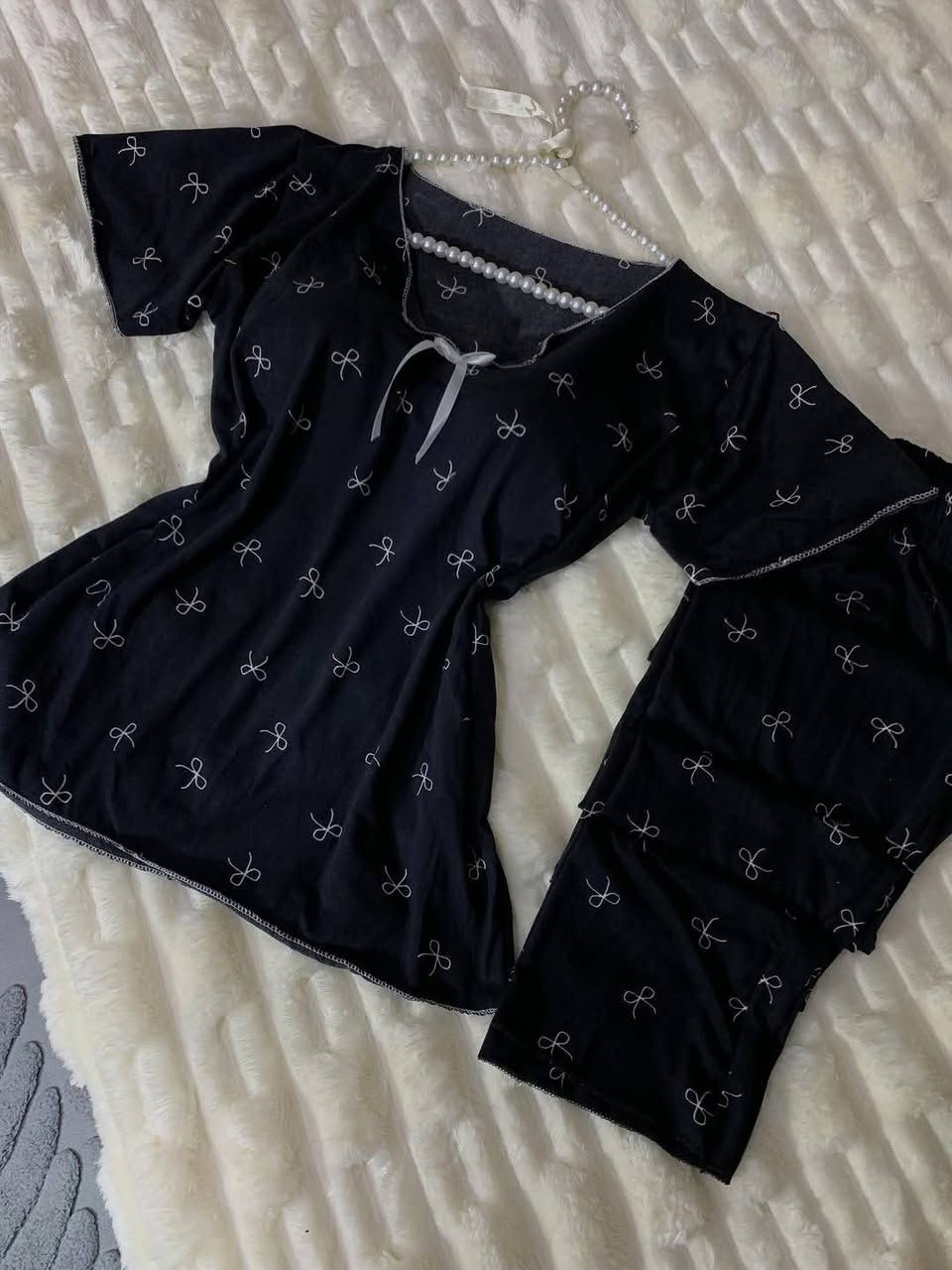 تراك مليان نزاكه ورقي القياس فري سايز يلبس من وزن 40-70
السعر 8
خامه فانيله قطن


**إذا كنت صاحب هذا الإعلان وتريد حذفه لأي سبب، رجاءا أرسل رسالة إلى الدعم الفني**