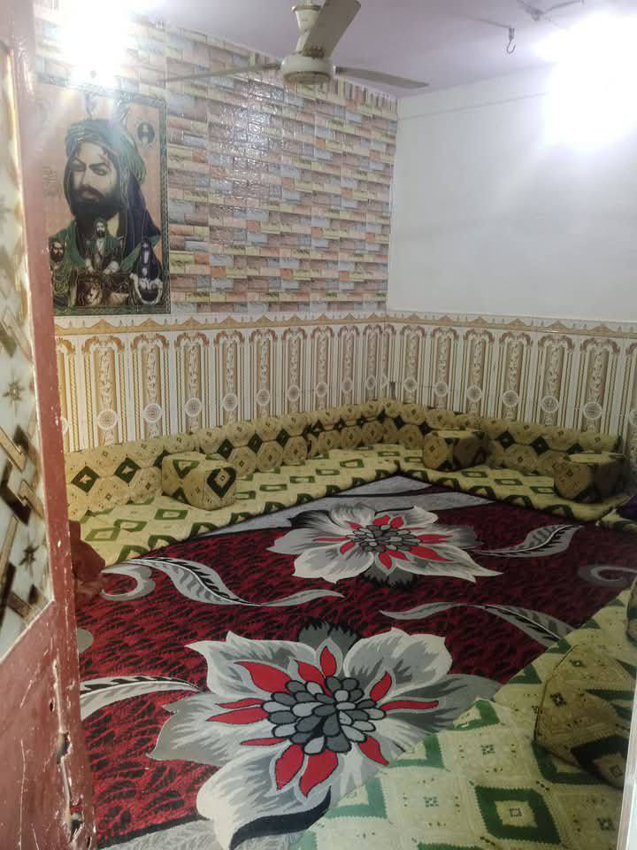 بيت للبيع في العباسيه قريب مدرسه حلوان وقريب عل حولي الجديد مساحه البيت 100م استفسار اكثر عل رقم ‏‪***********‬‏
