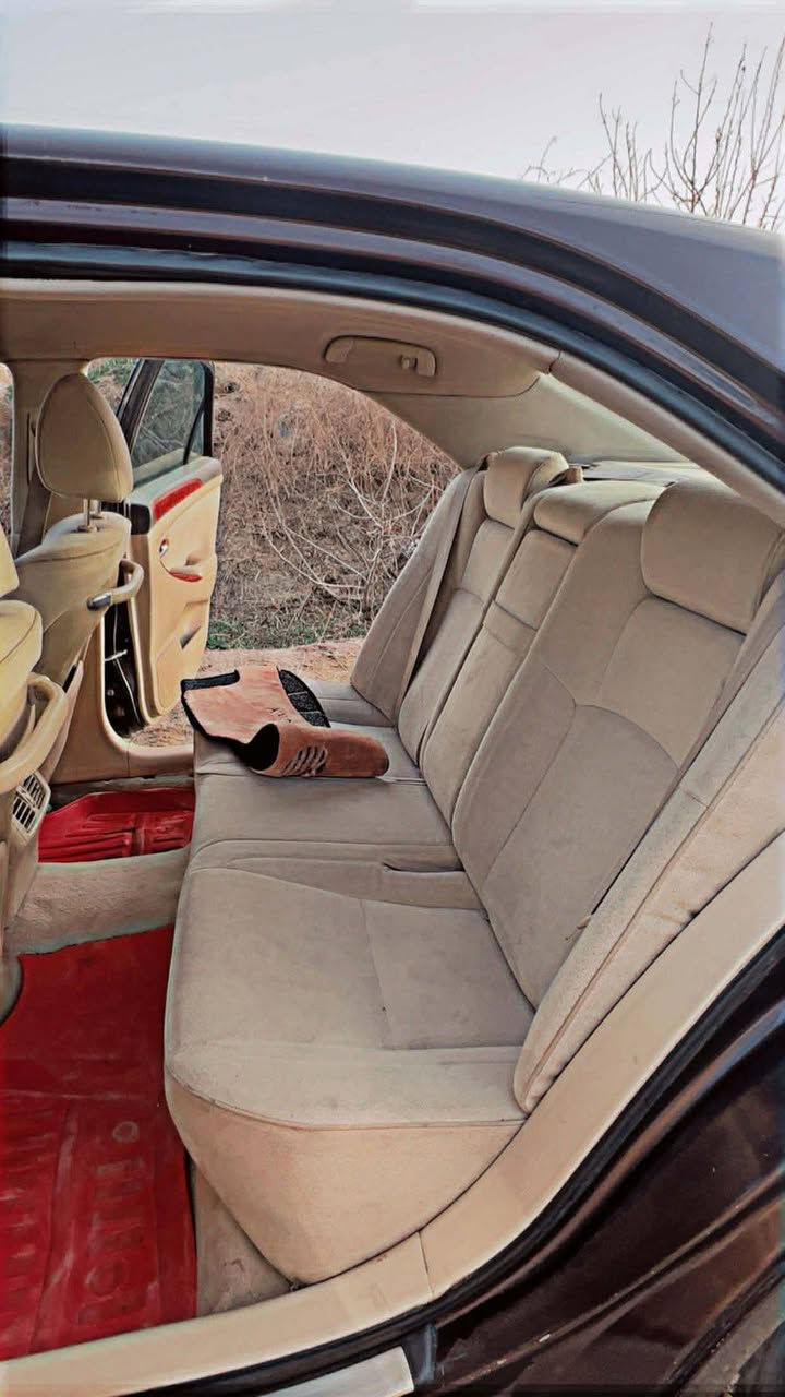 شاهينه 2007 ادوات بيها كص جنطه بيع او مروس مكان بغداد ***********
