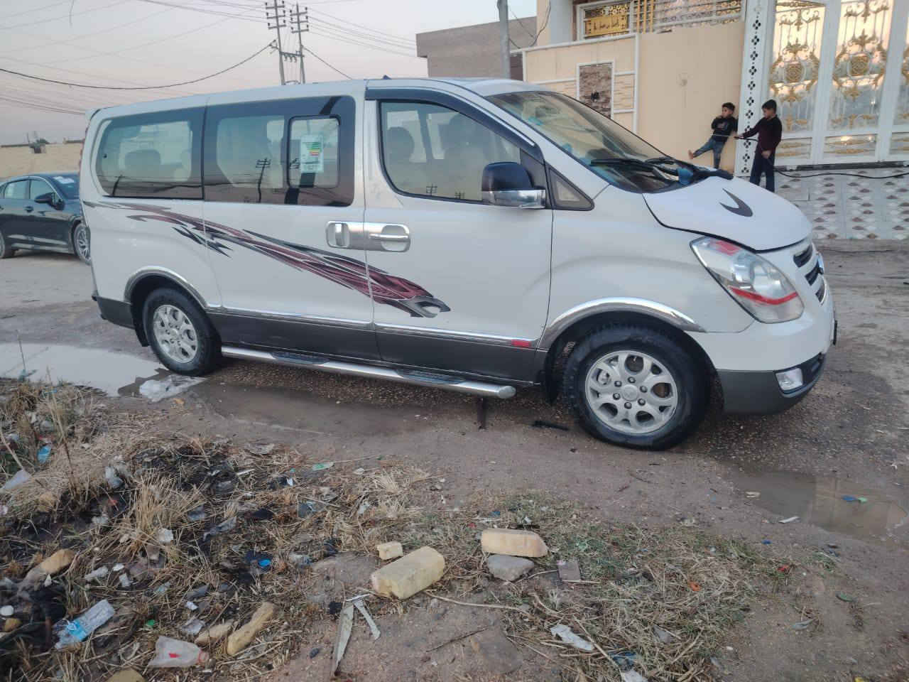 للبيع ستاركس 11مفتوح بيها صبغات بصيطه محرك كير اكسن  حداديه كلهاا جاهزه مال جناي السعر 122وبيهاا مجال الشراي العنوان بابل ***********
