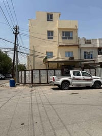 دار للبيع المساحة 64 متر نزال 8 / واجهة 8 مربع ركن على شارعين عرض الشا...