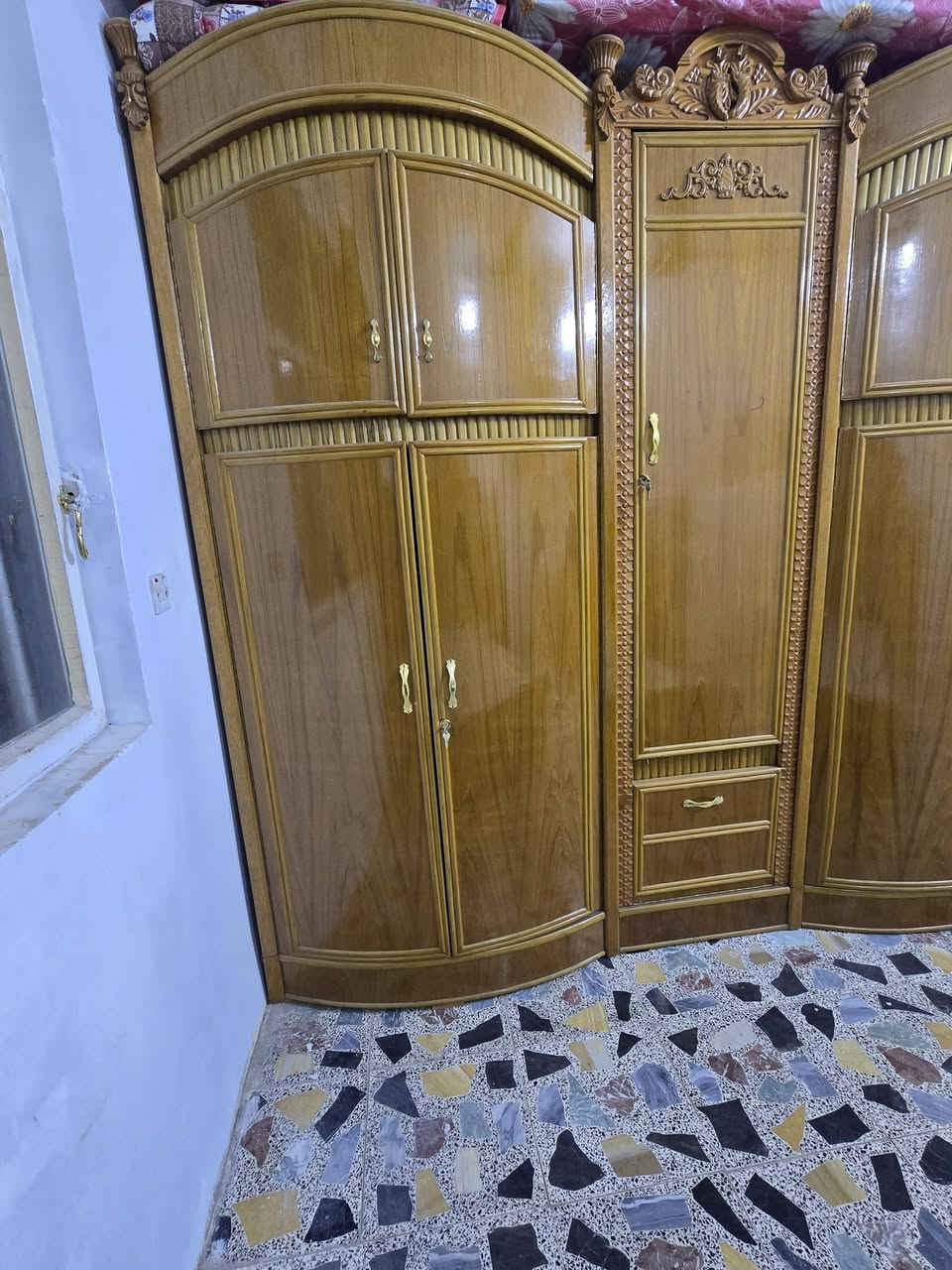 خرفت نوم صاج عراقية  نضيفة لعنوان بفداد *********** سعره ٧٠٠ وبيه مجال
