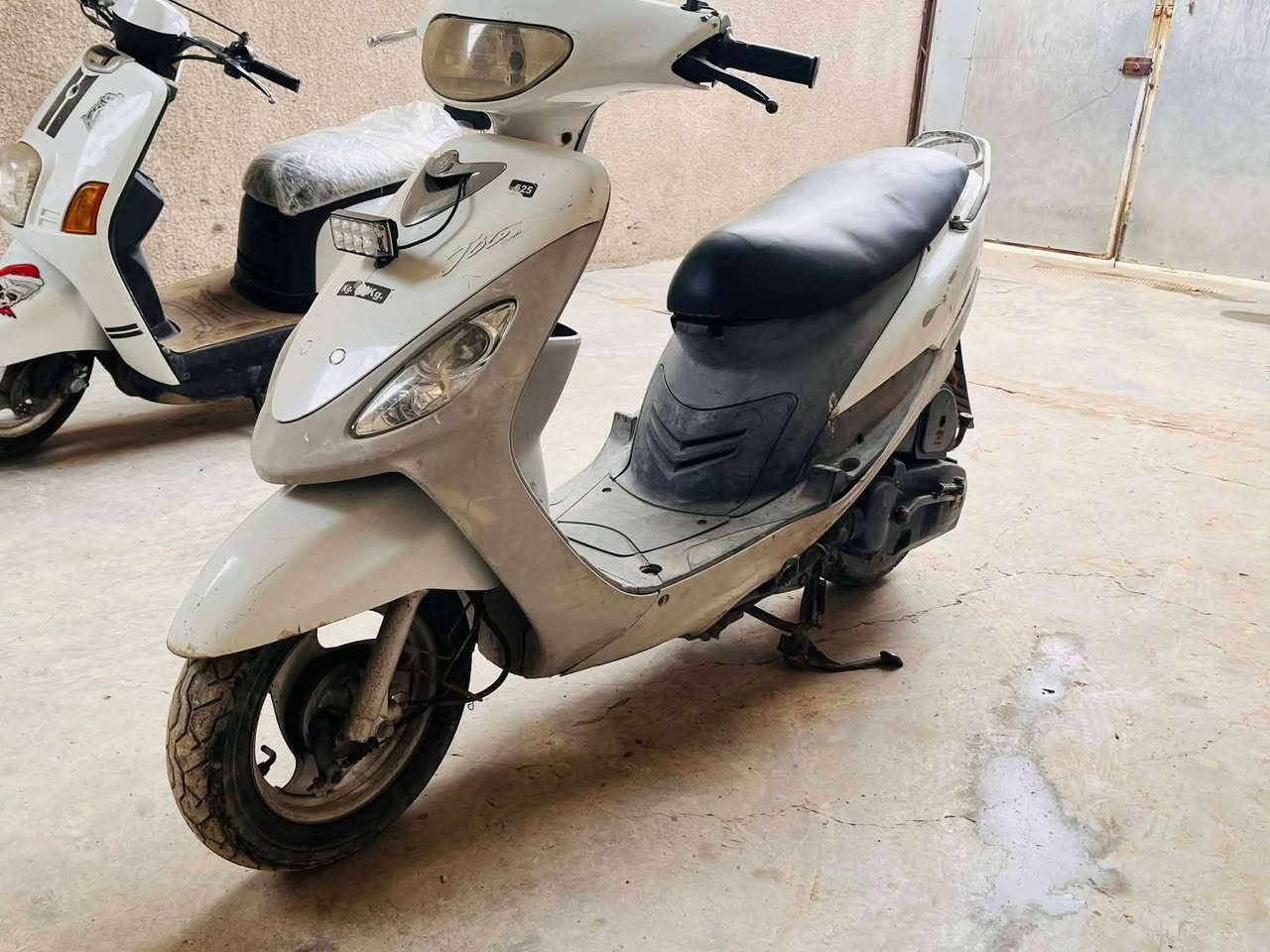 السلام عليكم ماكو منغول للبيع ماكينه جديده كفرات مقدمه دراجه خير من الله سعر 475  وبيها مجال بغداد الحبيبيه
***********
