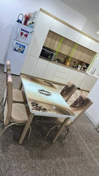 ميز • نضافه فول • اقل من سنة