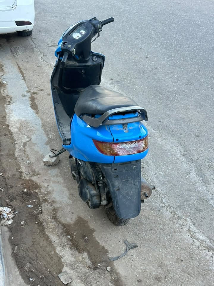 دراجه فراشه للبيع

السعر 375

 وبيها مجال قليل جداً  

دراجه يرادلها فقط كهربائيات شي بسيط

اتصال *********** بي واتساب 

عنوان كربلاء
