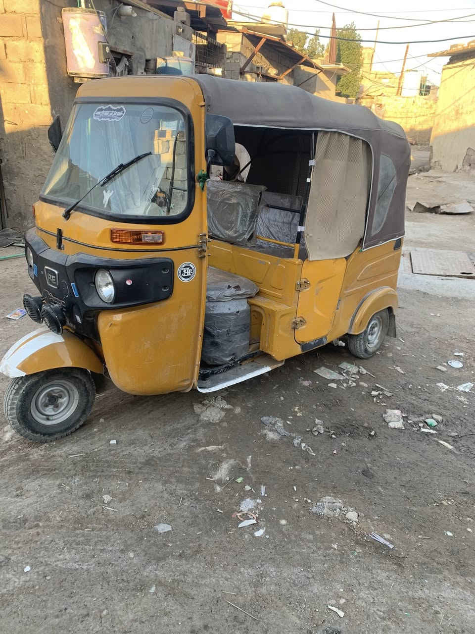 للبيع تكتك 21رقم وسنوية تبديل زنجيل ظربات قليلةًتجي وشوفهً مكان العشار ***********
