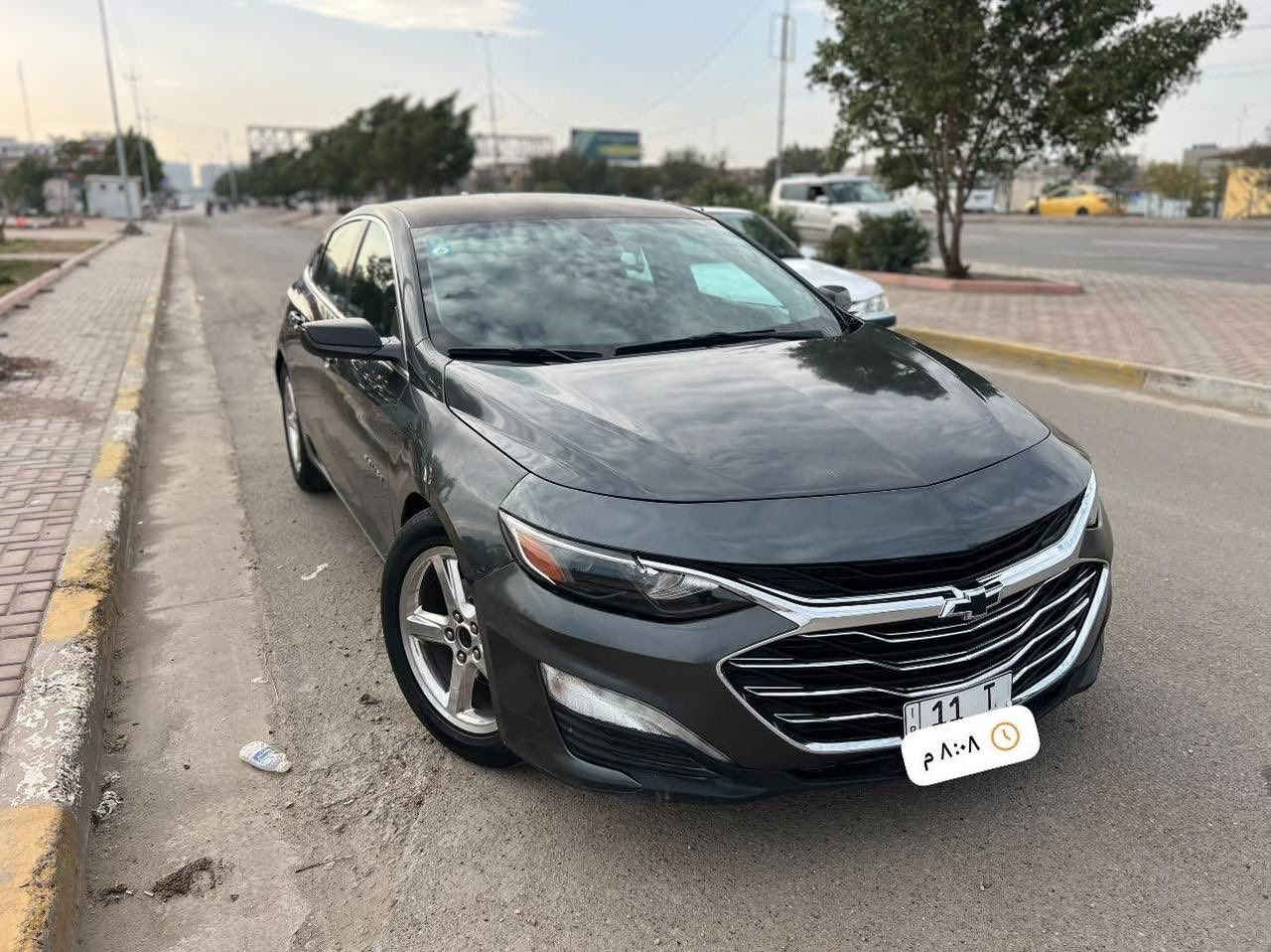 السلام عليكم السعر (٨٨) بلاششش 🔥🔥
ماليبو 2017 
رقم بغداد 
بيها قطعتين فقط 
بنيد وجاملغ خلفي 
بنيد مبدل وجاملغ مصلح 
مكفوله شواصي 
مكفوله لغود 
مكينه وكير مكفولات 
مكينه 1500 توربو 
كير at المرغوب 
بيه صبغ رشوش متفرقه 
ابيعلك حزام صبغ
رقم انكليزي 
هزه جديده 🔝
شاشه كار بلي بلاديه✅
تبريد ثلج 🥶❄️
السعر (٨٨)
وبيها مجال للشراي 
مكاني بغداد

***********
