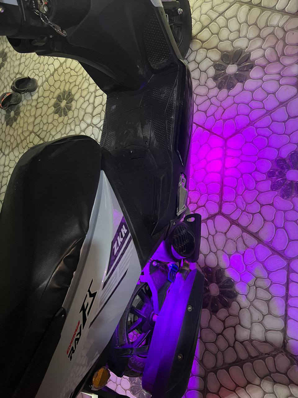 السلام عليكم
دراجة 
ZkH FS 2026  
الشكل الجديد حديثة دشبول الكتروني 
توني مطلعها  من معرض ما ماشية هواي ٩٥٠ وبيه مجال 
كربلاء المقدسة


**إذا كنت صاحب هذا الإعلان وتريد حذفه لأي سبب، رجاءا أرسل رسالة إلى الدعم الفني**