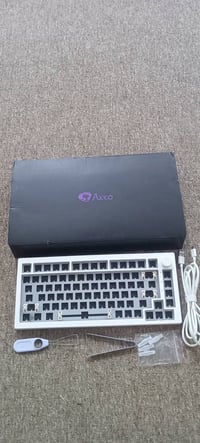 كيبورد اكّو • سوجات اكّو • مستعمل قليل