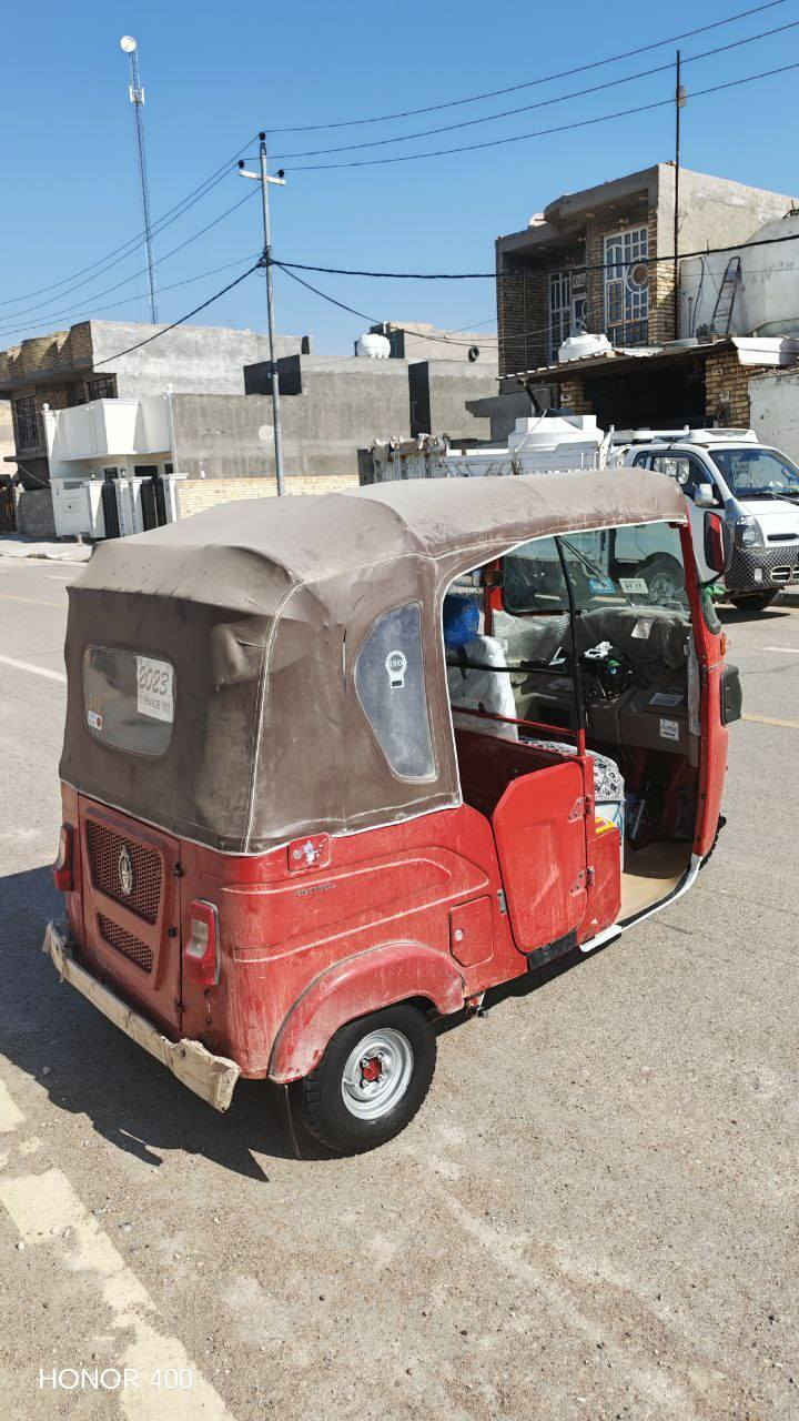 تكتك موديل 2022كفاله رقم لوحات طالعه مداور ثاني يوم سعر خاص *********** واسط قضاء الحي
