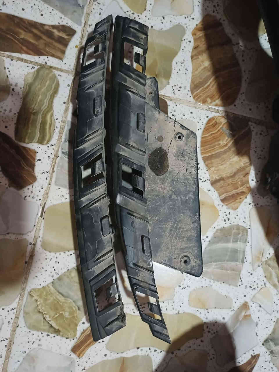 غرض كلمن وسعره علق وانطيك السعر 
لعنوان / المحموديه
*********** 
اتس اب
