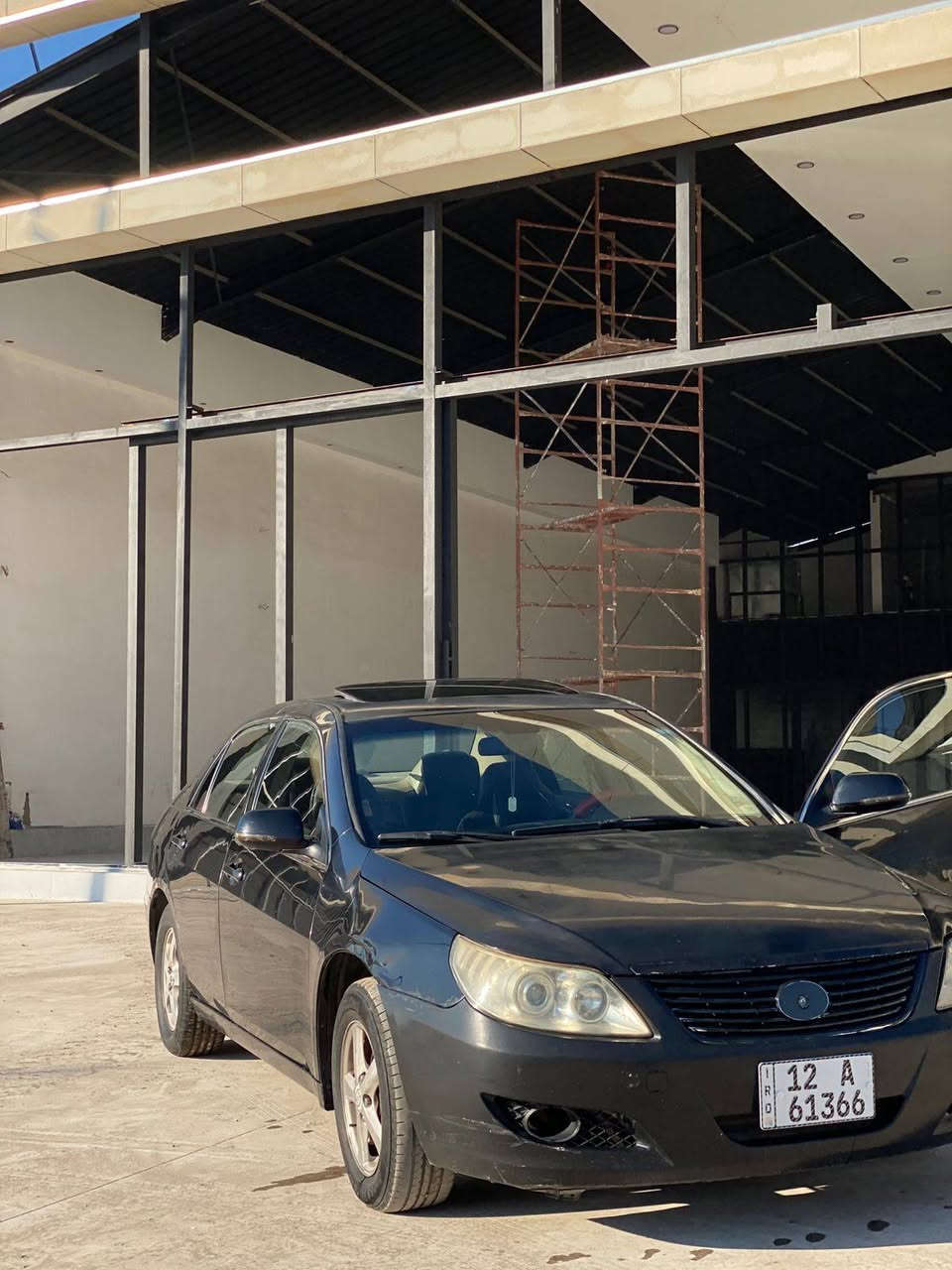 السلام عليكم 
سياره BYD F6 
موديل 2012 
لون اسود
محرك 16v
كير عادي
محرك وكير كورلا بلادي 
فول مواصفات 
 السياره كلين مابيها لا ضرر ولا صبغ مجرد ملاحضات بسيطه وشويه مجولحه ويروح بل بولش
السياره باسمي وسنويه جديده  وارقام جدد مسطره شرط التحويل 
(***********) للتواصل وبي واتساب
