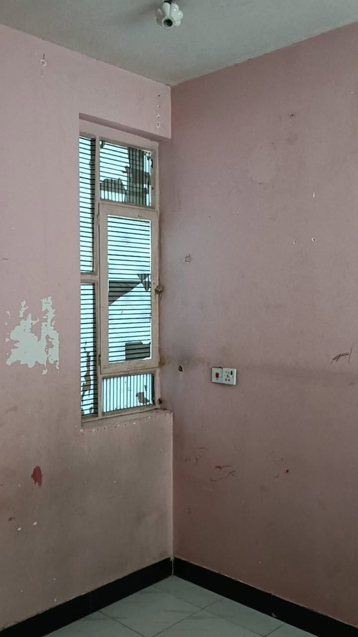 🏠شقه للايجار 🏠طابق اول /غرفتين /مطبخ /مجمع صحيات /الموقع :حله /مقابيل مستشفى التركي
السعر /250 قفل
للاستفسار مراجعه مكتب عقارات{#اضواءالمدينه}☎️***********
🌍عنوان المكتب /حله /بدايه شارع80 جهه كربلاء-مقابيل اسماك الشجيري
