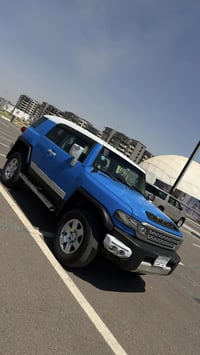 أف جئ كروزر 2007 Gx4*4 لون ازرق مميز قمارة ابيض رقم بغداد  وارد أمريكي...