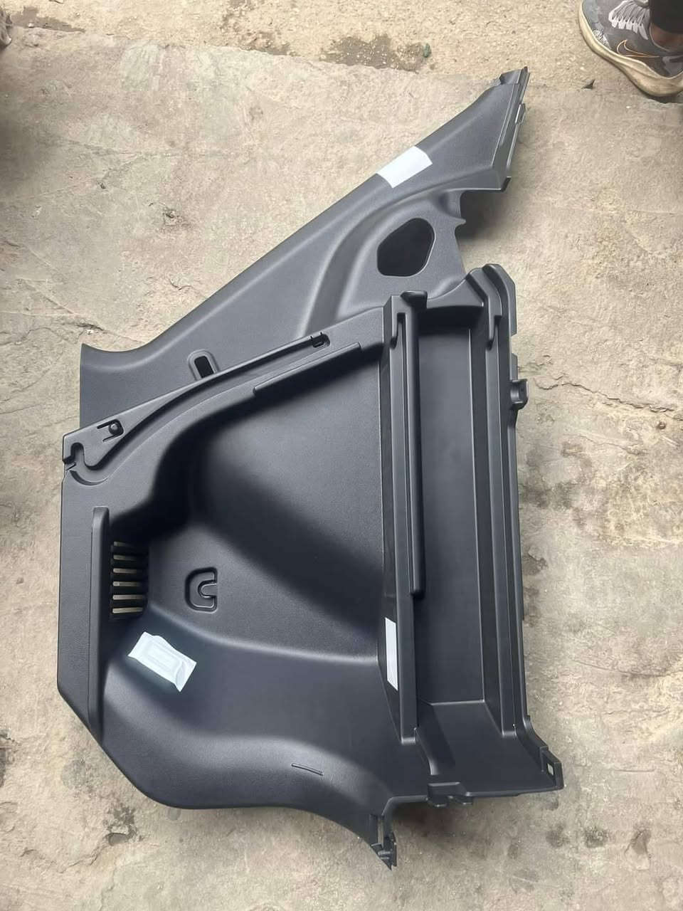 يالله
كفر كيلون خلفي داخل الجنطه فينو
قبق ايرباك فينو
جاملغات اماميه تفصيخ 
بنيد تفصيخ وتجاري
دبة زراك اصليه وتجاري
بطاين جاملغ امامي وخلفي
بغداد السنك شارع المسجلات والشاشات ثاني بنايه على اليسار
*********** وتساب
***********
يوجد خدمة توصيل
