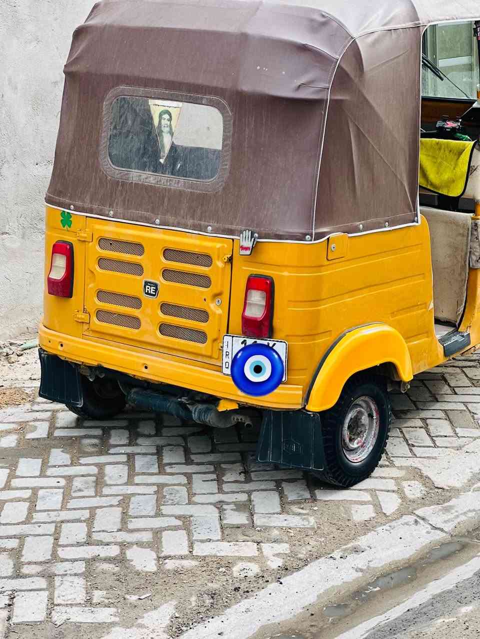 سلام عليكم تكتك ١٨ سنويه بسمي بغداد حيور سبع قصور***********
