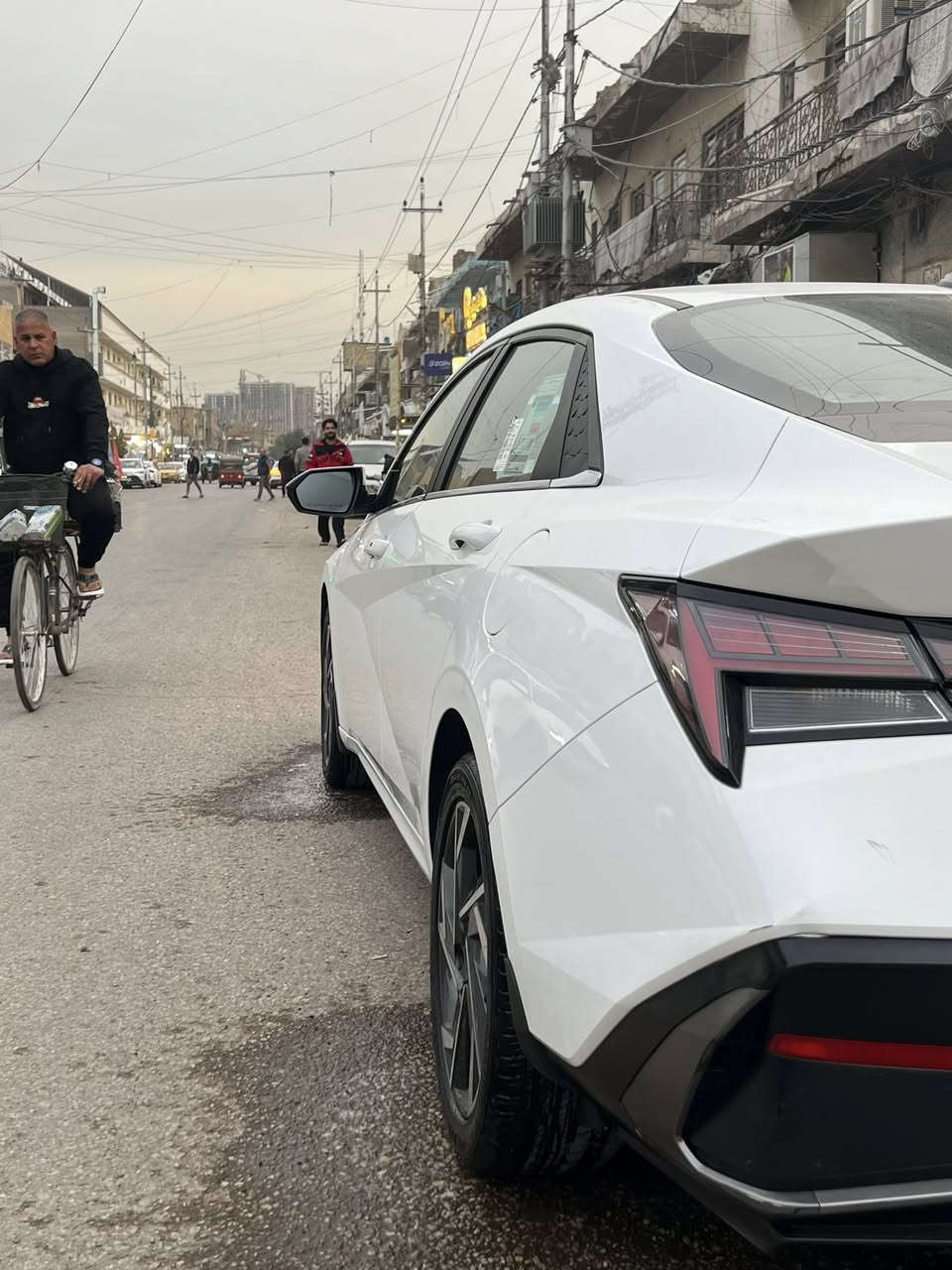 السلام عليكم  النترا  خليجي اصلي  موديل(2024) عداد المسافه 25 فول الفول كفاله عامه دوشمه سفاري حراري بيبان حراري جنطه كشن حراري 
مري شفط
تختم تاير
كير  مكينه 2000 حداديه   كفاله
مكان السياره بغداد الكرخ العطيفيه
السعر   188 وبيه مجال حك اجيه 
ارقم ***********
