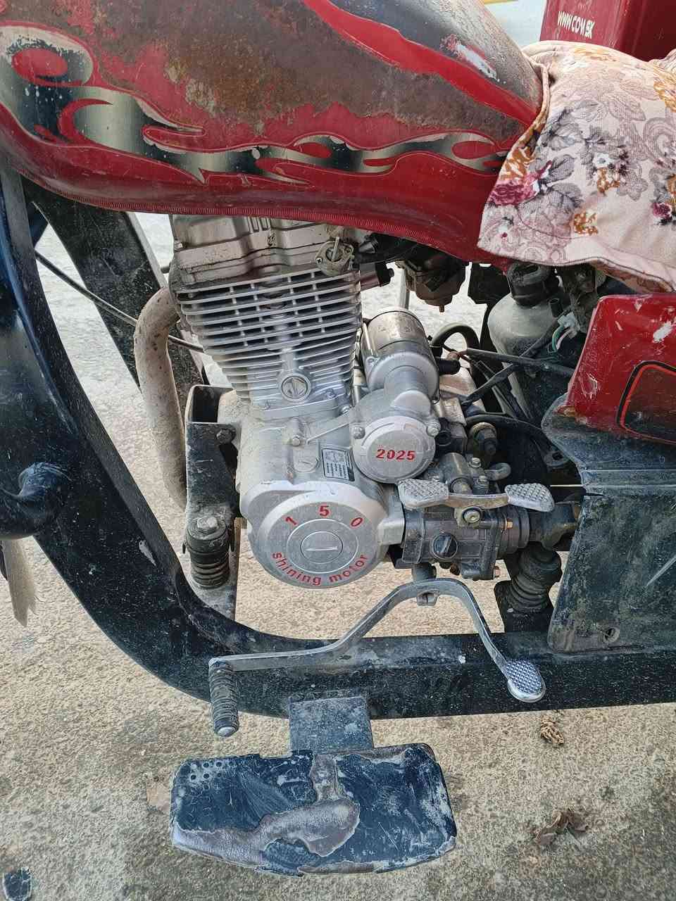 ستوته للبيع محرك 2025 ستوته 2019 شاصيها شرط كشره زين محرك صارلي شهر من شديتو 
سعر (مليون وربع) بيها مجال
***********
وتساب
