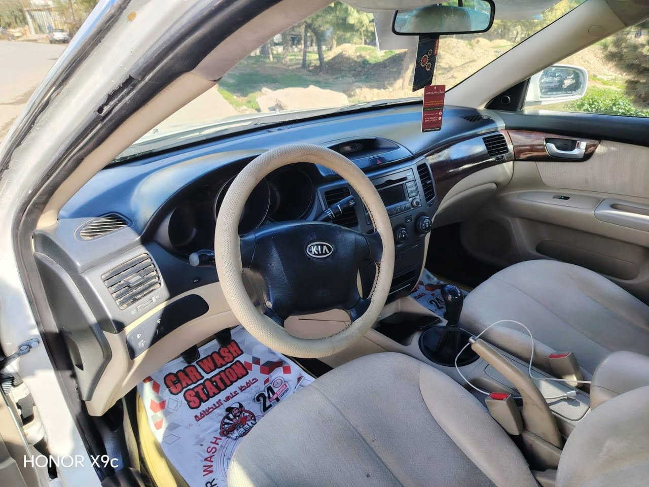 سلام عليكم للبيع كيا او بتيمه 2010 خليجي كير عادي محرك 2400 بيها صبغ مكانات ابيعلك عام دواخل مكفول شرط بمسي سنويه لل 29 تخم تاير جديد صدر كله جديد دينار مذب علي نضيف مامخلي بي نقص سياره مال بيت سعر 80 وبي مجال استفساراكثر تصل ***********
