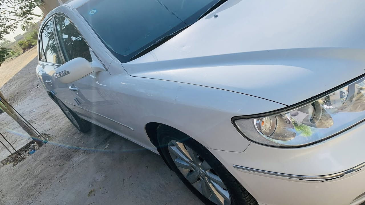 يالله السلام عليكم من رخصة الادمن
هيونداي ازيرا 2009 خليجي  

رقم بغداد  الدولي الجديد

السياره فول مواصفات للاخير ١/١

فتحة كشنات جلد وكشنات كهرباء خزن ميموري ستيرن كهربائي شاشه جبيره تحكمات ستيرن كروس سرعه داخل اسود محرك المرغوب 3300 

السياره محرك كير مكفولات تخم تاير جديد 
السياره  مكفوله كفاله عامه احلى من الصوره بهواي 

السعر120 

مكان السياره الديوانيه 

للاستفسار الاتصال ***********
