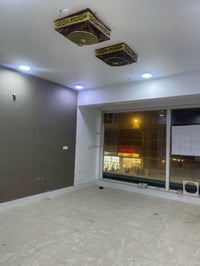 القطاع ٣٠ شارع المدارس • ٥٫٥م×١٠م • ٥٥م٢