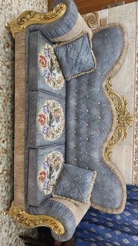 تخم  للبيع تخم ونص  التواصل 07869766589