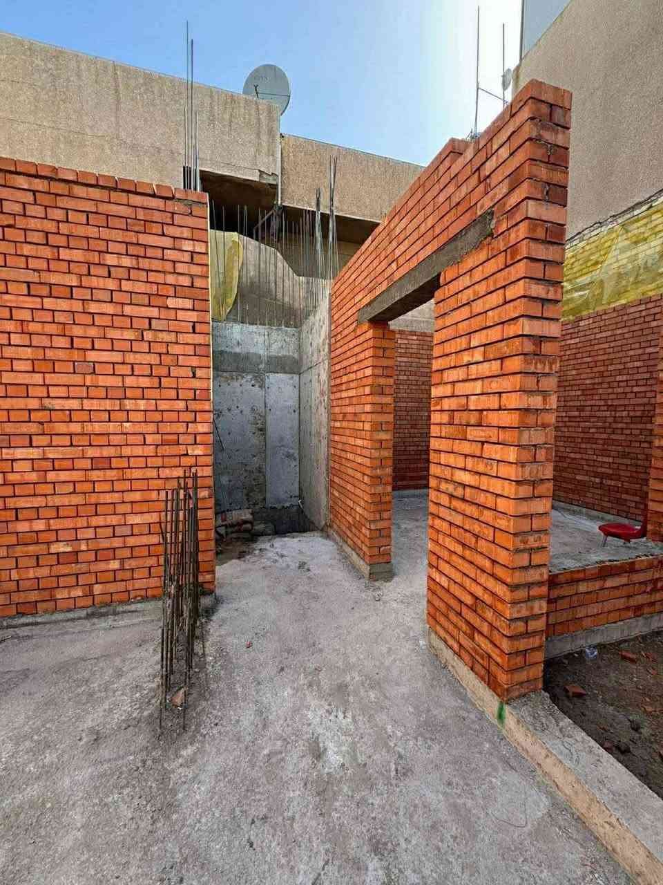 السلام عليكم خلفه بناء درجة وله نشر قالب مصاطر ستلام مهندس ***********

