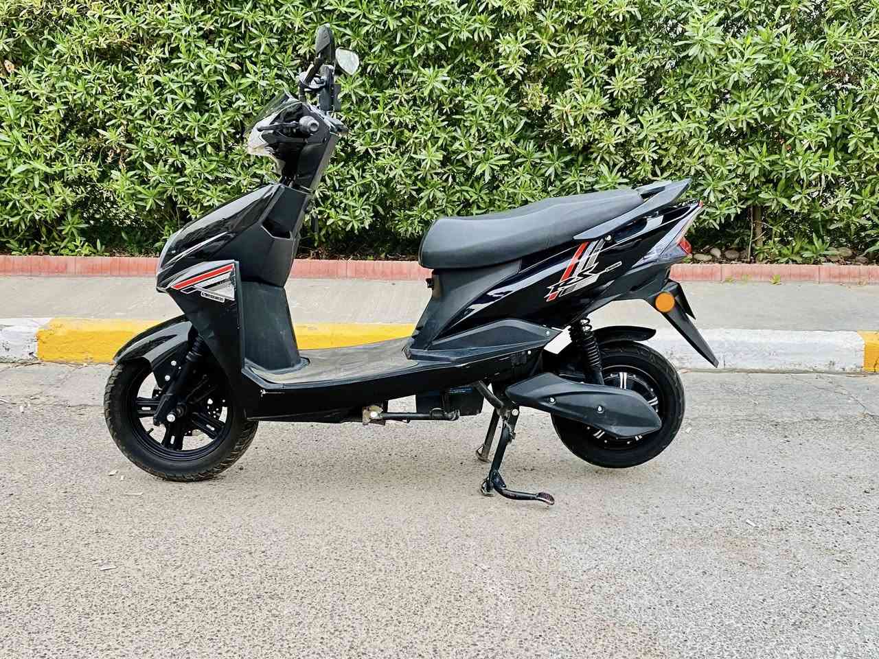 سكنس شحن 2025
ملف 2000 
6 بطاريات ع الفحص تمشي 50 كيلو واكثر بالشحنه
3 نمر سرعه  
سويجين وبصمات 2 
سعرها 510 
نقصها بس هذا الكفر الي بالواجه مصوره 
الباقي كامله بالحقيقه احلى من الصور 
مكاني العامريه 
رقمي ***********
