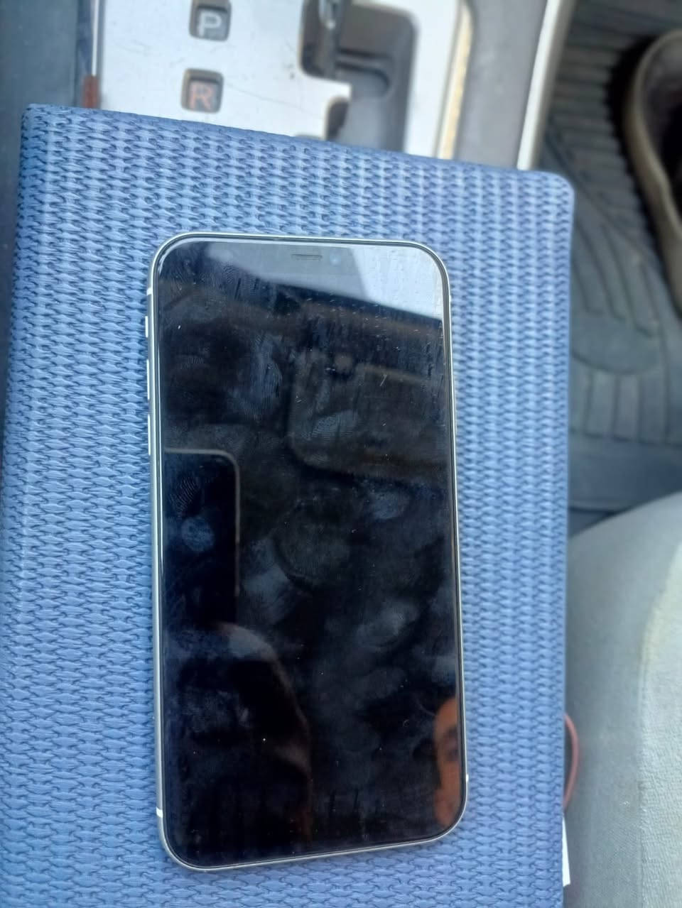 ايفون ١١ عادي بعدو لوك كله بلادي
ذاكره ١٢٨ بطاريه ٧٧ كلشي شغال سعر ٢٥٠


**إذا كنت صاحب هذا الإعلان وتريد حذفه لأي سبب، رجاءا أرسل رسالة إلى الدعم الفني**