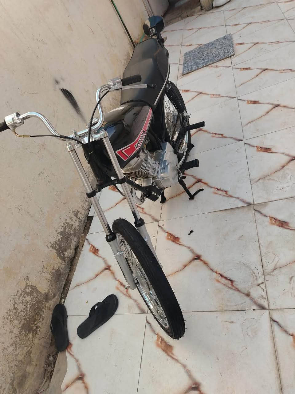 دراجة قبل فتره معمره نضيفه مفتوحه بس ولفات ول باقي كفاله مكان ناصريه حي اور شراي يدش خاص او يتصل عليه ***********وداجه كلك كلك كلك
