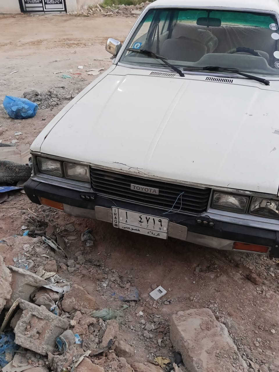 كرونا موديل 1981 كير ومحرك وحداديه وتخم تاير مكفولات سنويه لل2028 تحويل مباشر السعر 25 ورقه وبي مجال بسيط السيارة كربلاء للاستفسار ***********

