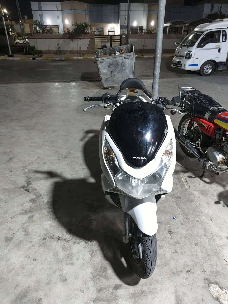 Pcx خير من الله مكفولة كفالة عاملة
السعر مليون و600 وبيها مجال ***********
