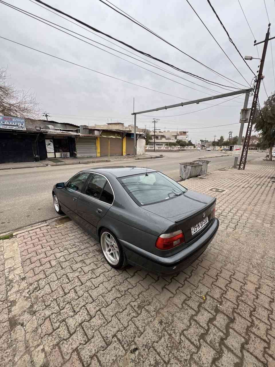 BMW E39 صقر
مودیل 2002 
محرك 525 دبل فانوس بلاد اصل  و بلیتە 
رقم کرکوك مشروع وطني سنویە بسمي تحویل ثاني یوم
سنویە جدید لحد 2028 
سیارە بدون ضربە فقط صبغ حزام جمالي
کشنات جلد 
کشنات تدفئە 
مرایات کهرباء و هیتر و شفت 
تحکم ستیرن 
تحدید سرعە 
شاشە بلادیە شاشە قلاب 
حساس خلفي 
بردە خلفیە 
تبرید مرکزي نضام سبلت 
سیدي بوکس 
دعامیە M 
ویالە M 18 توو سایز 
لایتات عالي و ناصي عدسە و زینون ب ٣ ورقات 
لایتاتها داینامیکي 
تدفئە و تبرید بشرط 
نضافە دواخل 95‎%‎
حجر صالانصە بیها 
کیر و محرك بشرط لا صرف لا بخار 
حدادیە امامي و خلفي جدید 
کوبون بانزین موجود 💳
مکان السیارە کرکوك 

***********
***********
سعر١٠٩

BMW E39 سەقەڕ 
مۆدێل 2002 
مەکینەی 525 دەبڵ دیجیتاڵ بیلاد و لە پلێت 
ڕەقەم کەرکوک مەشروع وەتەنی بە ناو خۆمەوەیە تەحویل بەشەرت 
سەنەوی تا 2028 تازەیە 
سەیارەکە بێ زەڕبەیە بەس حیزامە بۆ جوانی 
کوشن جلدە 
کوشن هیتەرە 
ئاوێنەی کارەبایە و هیتەرە و شەفتە 
تەحەکومی سەر سوکان 
تەحدید سورعە 
شاشەی بیلاد شاشە تەقلەیە 
حەساسي دوای هەیە 
پەردەی پشتەوە 
تەبرید مەرکەزیە نیزام سبلیت 
سیدی بۆکسە 
دەعامی M
ویلی M18 دوو سایز 
لایتەکانی عالی و ناصی عەدەسەو زینۆنە بە ٣ وەرەقە بۆی کڕاوە 
لایتەکانی داینامیکیە 
تەبرید و گەرمی بەشەرت 
ناوی 95% پاکە 
بەردی ساڵانسای تیایە 
گێڕ و مەکینە بەشەرت نە سەرف نە بوخار 
تاخم پێش و دوای تازەیە 
بیتاقەی بەنزینی هەیە 💳
شوێنی سەیارەکە کەرکوک 
***********
***********
نرخ ١٠٩
